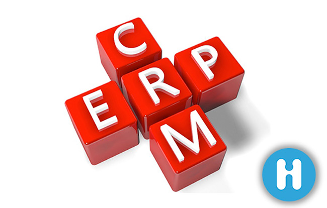 Cómo se relacionan los sistemas ERP y CRM en una empresa?